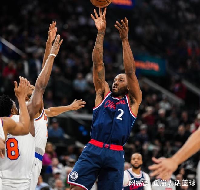 拒逆转！伦纳德29+8创纪录，布伦森28+8犯大错，加兰23+7全队第三