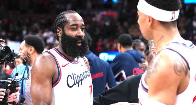 12胜2负，联盟第1！却过度透支双星，若不交易，你们马上要解散了