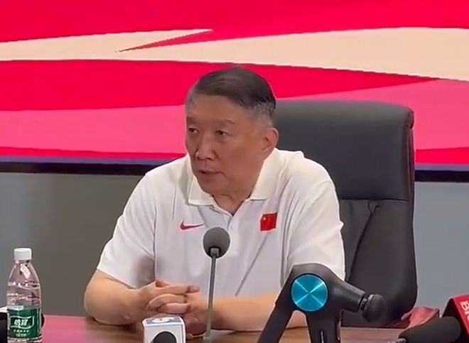 大胜波黑采访！宫鲁鸣提张子宇表现并打服对手，韩旭谈新老交替！