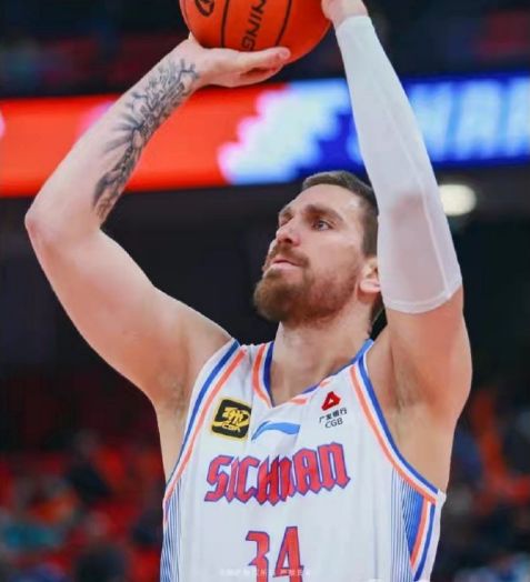 四川男篮“血书门”后续：外援马里奇发声讨薪 所有外援也被欠薪