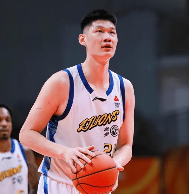 广厦险胜山东！五首发齐发挥，布朗找回巅峰，珀塞尔强解糟糕！