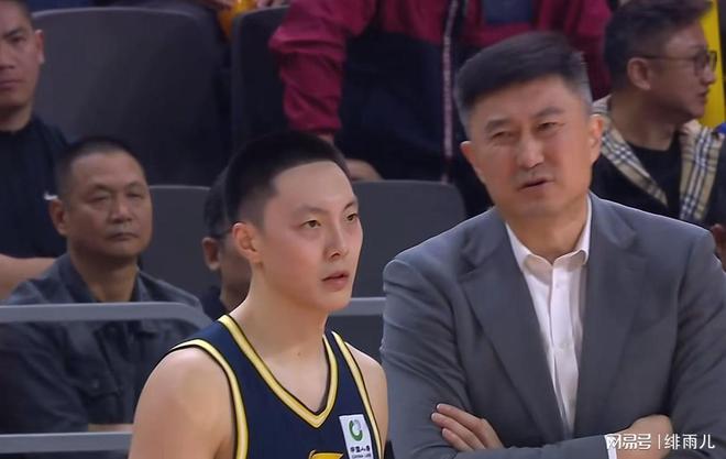 狂输上海后！广东队升级阵容，萨林杰or奎因2选1，朱芳雨还要签人