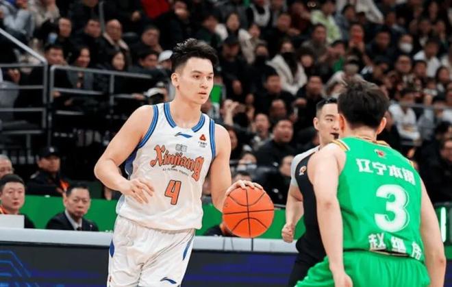 格兰立竿见影！双核缺席惜败辽宁，3小将被盘活，补强控卫可蜕变