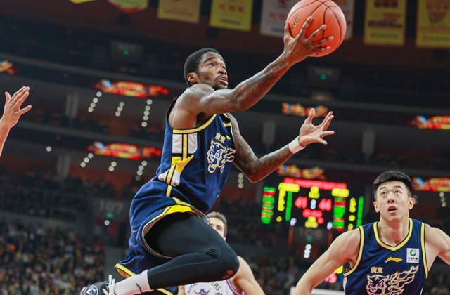 广东客场对阵四川大局已定！徐杰渴望强势反弹，杜锋要主抓防守