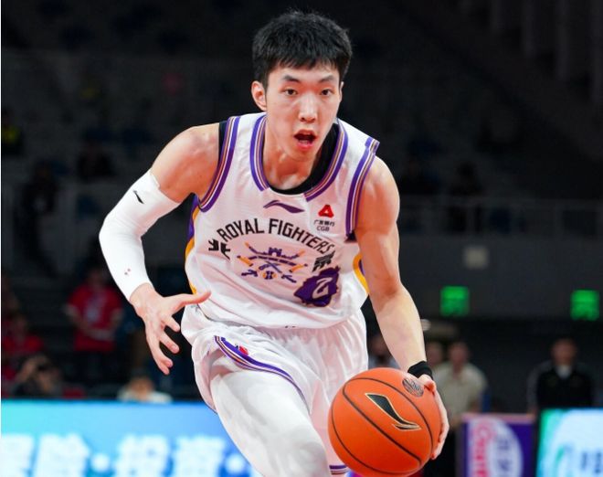 CBA官宣第16轮最佳阵容：廖三宁绝杀广东 贺希宁爆发双杀辽宁