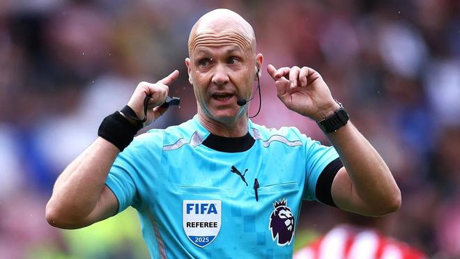 官方：英格兰名哨安东尼-泰勒将执法巴黎欧冠客战葡体