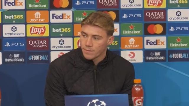 霍伊伦：我能和卢卡库搭档；想晋级我们就必须要赢哥本哈根