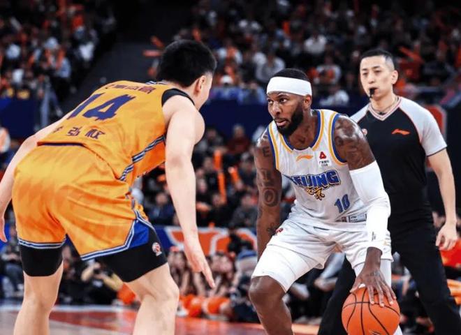 北京67-86上海 球员评价：1人及格，9人低迷