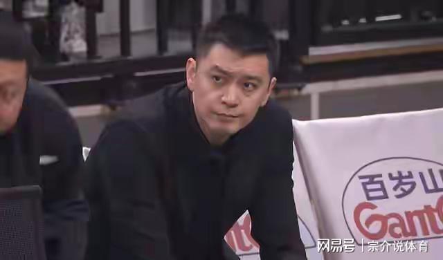 真没戏了，辽宁队输山西再收两大坏消息，杨鸣进季后赛都是难题