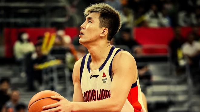 官宣！郭艾伦对阵同曦复出，单挑郭昊文看点十足，能率队取胜吗？