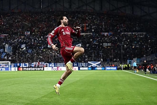 3-0！萨拉赫失单刀，索博斯洛伊致敬小罗，利物浦剑指欧冠16强