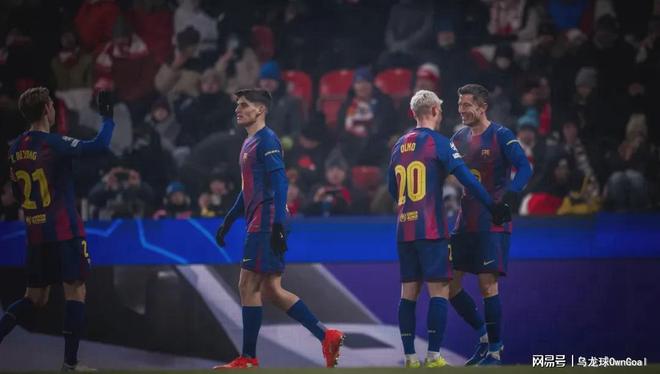 欧冠之王！狂甩梅西！C罗轰140球缔造历史第1，退役倒计时