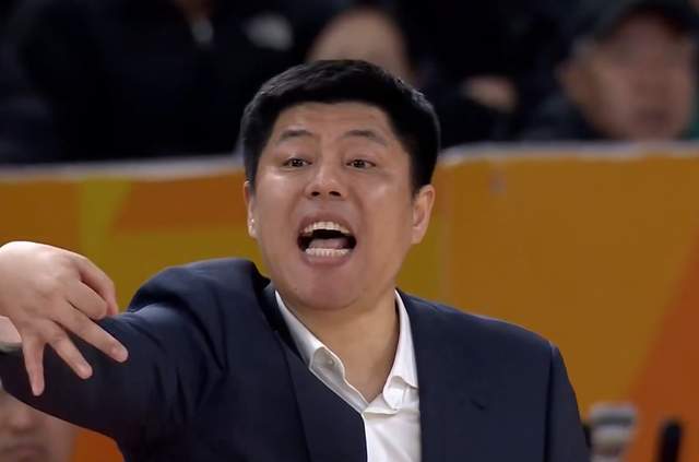 央视不直播！今晚7:35，CBA焦点大战，杜锋力拼双杀，谨防被爆冷