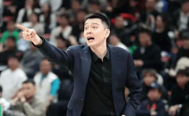 杨鸣下课，辽宁队加速重建，还有这三个问题需要解决
