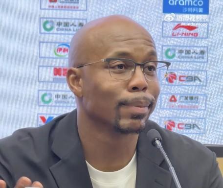 无奈！广州主帅：徐昕、郭艾伦等五人全伤了，潜力赛都凑不够人