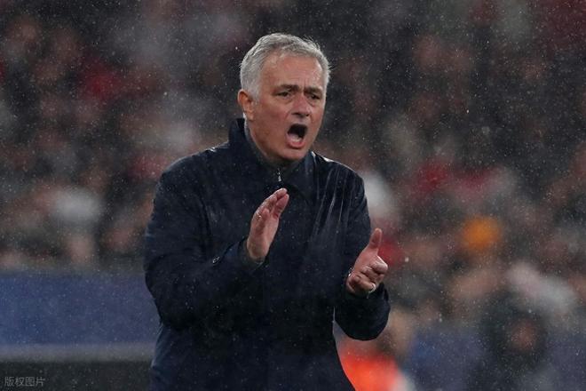 欧冠最新积分战报 姆巴佩追C罗纪录皇马输球打附加赛前8英超占5席