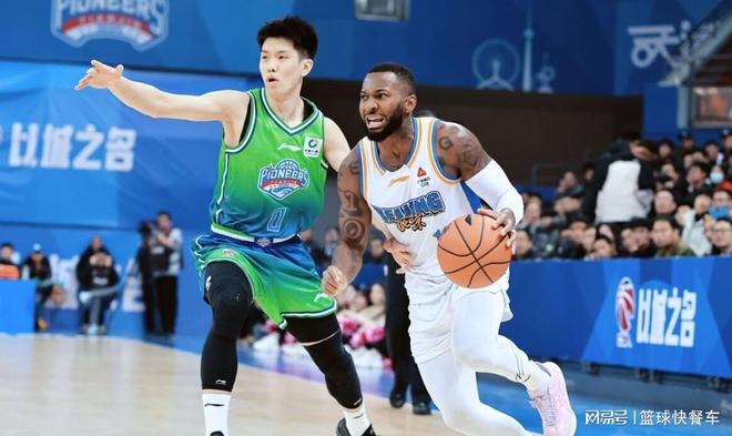 CBA又曝出一大冷门！北京惨遭倒数第4掀翻：许利民嗅到下课危机？