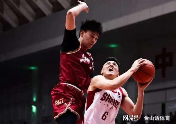 又输了！3个本土后卫，全得0分，篮板球输23个，潘江: 输掉了斗志