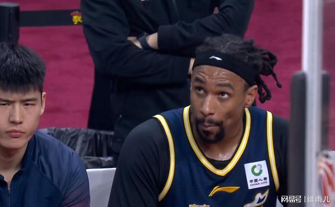 只有萨林杰还不够！广东队被迫裁掉奎因，朱芳雨还要签人？