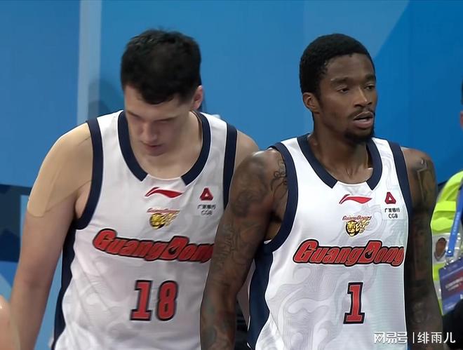 最新消息！吉伦沃特有望回归广东队，朱芳雨将裁掉萨林杰？