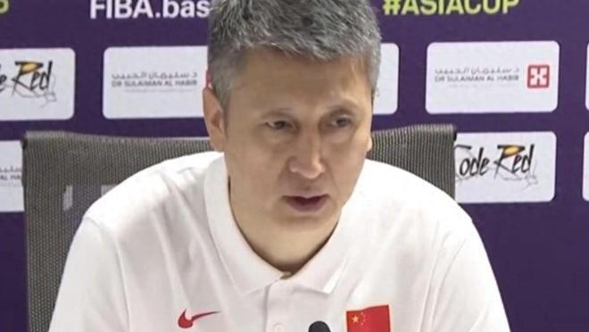 中国男篮21人大名单公布，郭士强选择有尊严的妥协