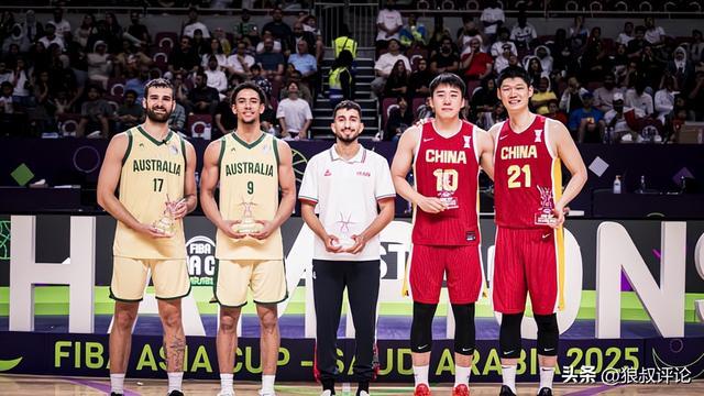 媒体人：中国男篮集训询问过王俊杰，不过他暂时无法归队