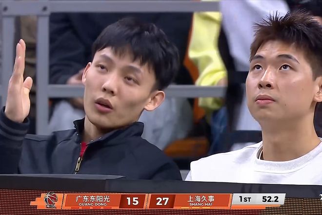 中国男篮：球员联赛得分榜，庞峥麟第三，4分入选22分落选