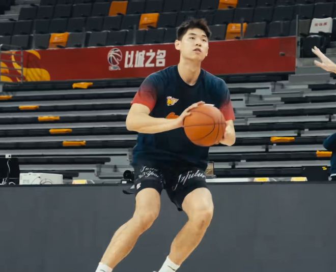 崔永熙自宣！亲承复出倒计时，对广东持球与防守的加成会非常大！