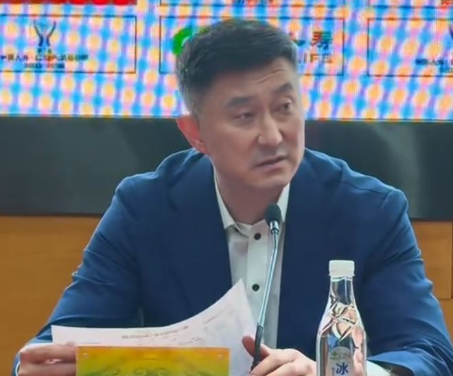 输上海发布会！赞赛区展高情商，回应外援调整需等待麦考尔复出！