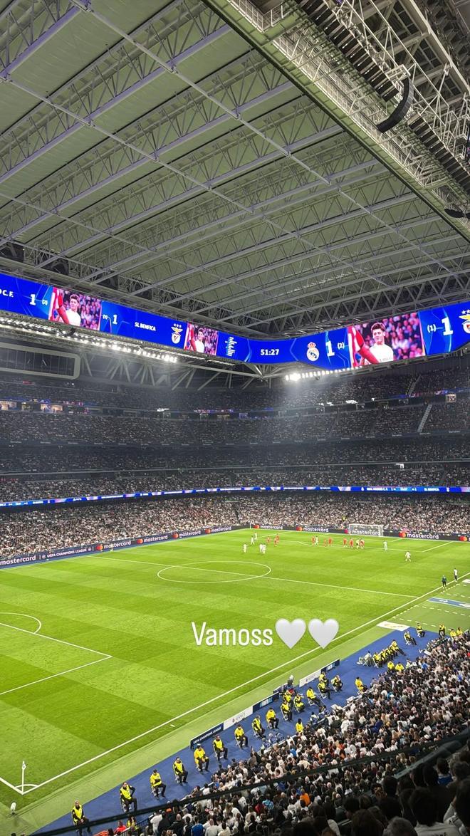 赫伊森发布现场观赛社媒：加油