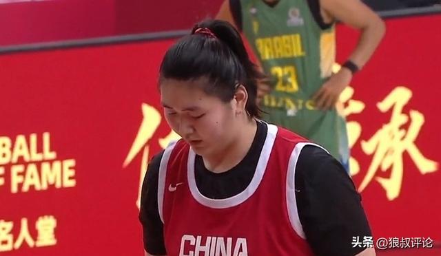 中国女篮险胜巴西官媒被球迷狂刷：罚球29-12被质疑“爱国哨”