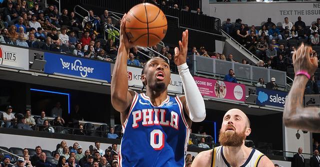 马克西32+9+8恩比德27分 76人21分大胜步行者