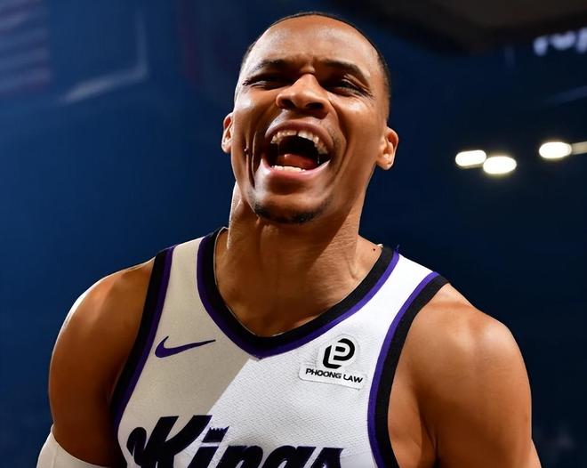 23分11板12助0失误！历史首人！威少真香，保罗的纪录也保不住了