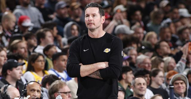 不满比赛吹罚 雷迪克：裁判的尺度完全混乱缺乏一致性