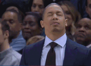 22分17板！小杨终于打成了奥尼尔！31+19+16+13！登哥真炸了！