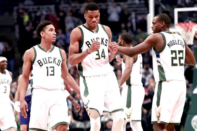 字母哥联手库里？表面看似美好，或许只是一场精心策划的施压游戏