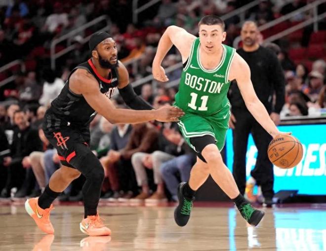 惨败绿军！杜兰特15+5垂头丧气，乌度卡被驱逐，火箭不该放弃哈登