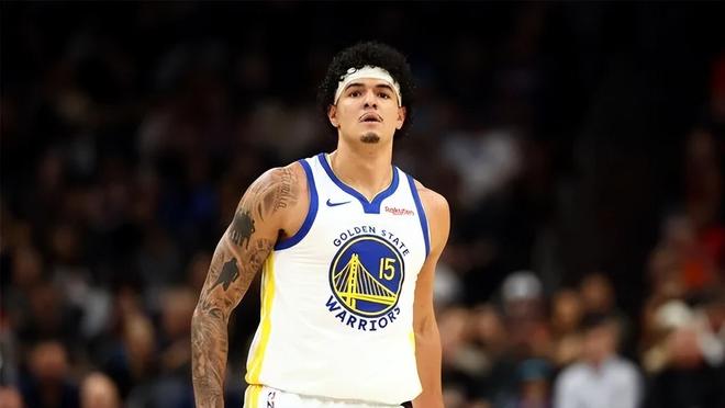 勇士惜败活塞！3配角齐爆难救主，库里伤退，格林+波杰效果不佳！