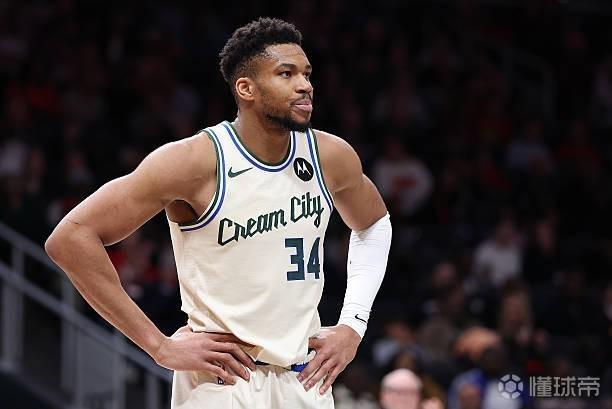 Shams：雄鹿希望延续“字母哥时代”，并和他争夺第2个总冠军