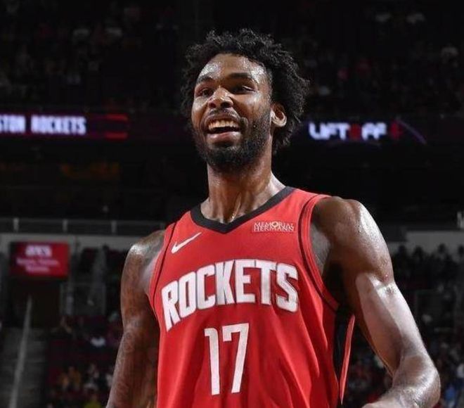 火箭3将弊端尽显！伊森攻守全崩，阿门只剩空切，申京决胜期别上