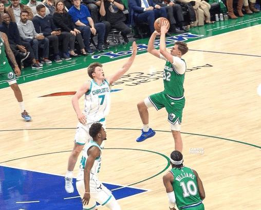 狂送9连败！联盟倒数第一！NBA退步最快队伍，四巨头应该散伙了