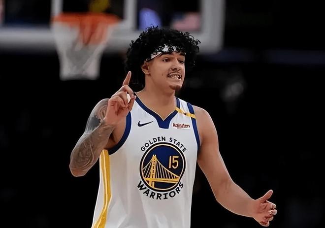 勇士94-113不敌76人 球员评价：4人良好，2人及格，5人崩盘