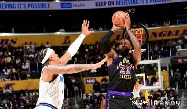 卧槽！东契奇拒绝投绝杀球，湖人很无奈