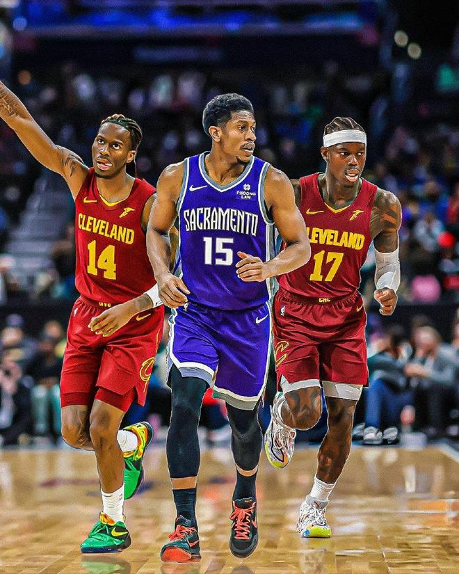 1日内遭2大打击！湖人只能豪赌买断市场了？还好里夫斯准备复出了