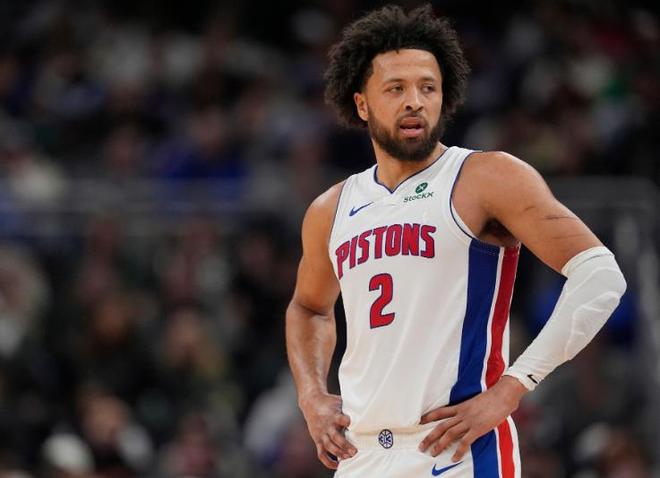 坎宁安三节打卡18+4+12+4，杜伦两双肆虐内线，活塞53分血洗篮网