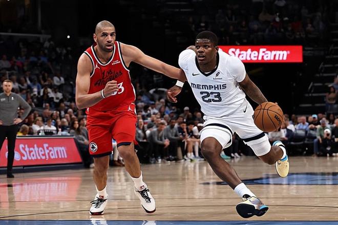 出场5分钟，正负值-13！快船还准备继续使用这位锋线老将吗？