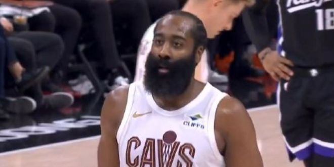 首秀就砍23分！单节独得15分，哈登命中致胜三分球