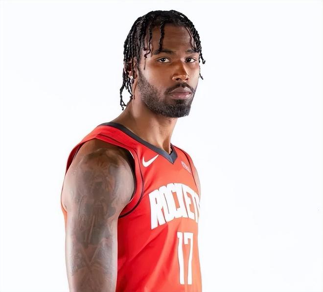 火箭102-105快船4坏消息！伊森被虐，申京决胜期不该上，失误21个