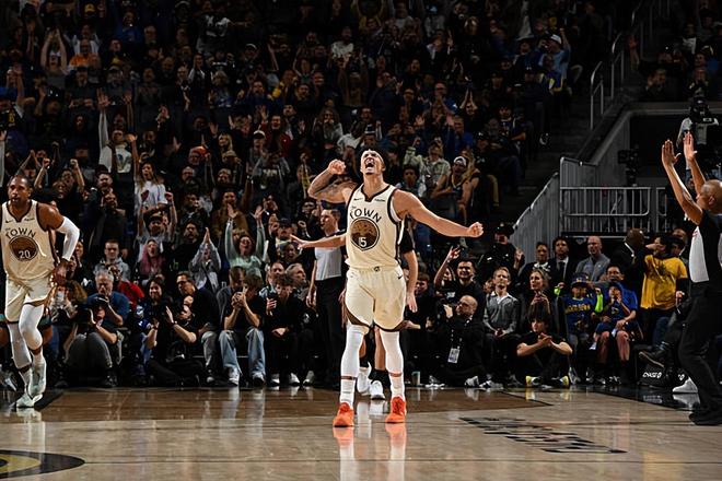 完成绝杀率领球队完成逆袭！锋线新星已经在勇士站稳了脚跟？