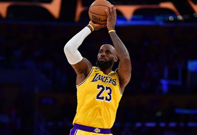 湖人129-101大胜勇士 球员评价：4人满分，4人及格，2人低迷